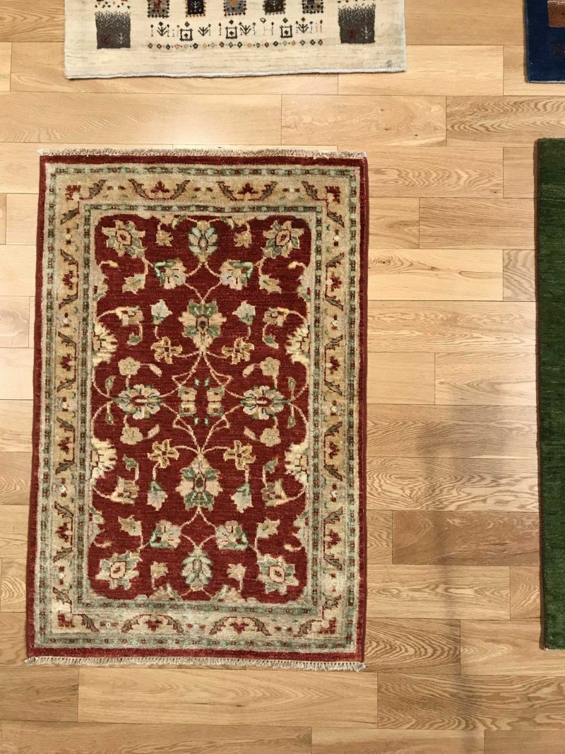 Fine Pakistani Esfahan - 2'7" x 3'11"