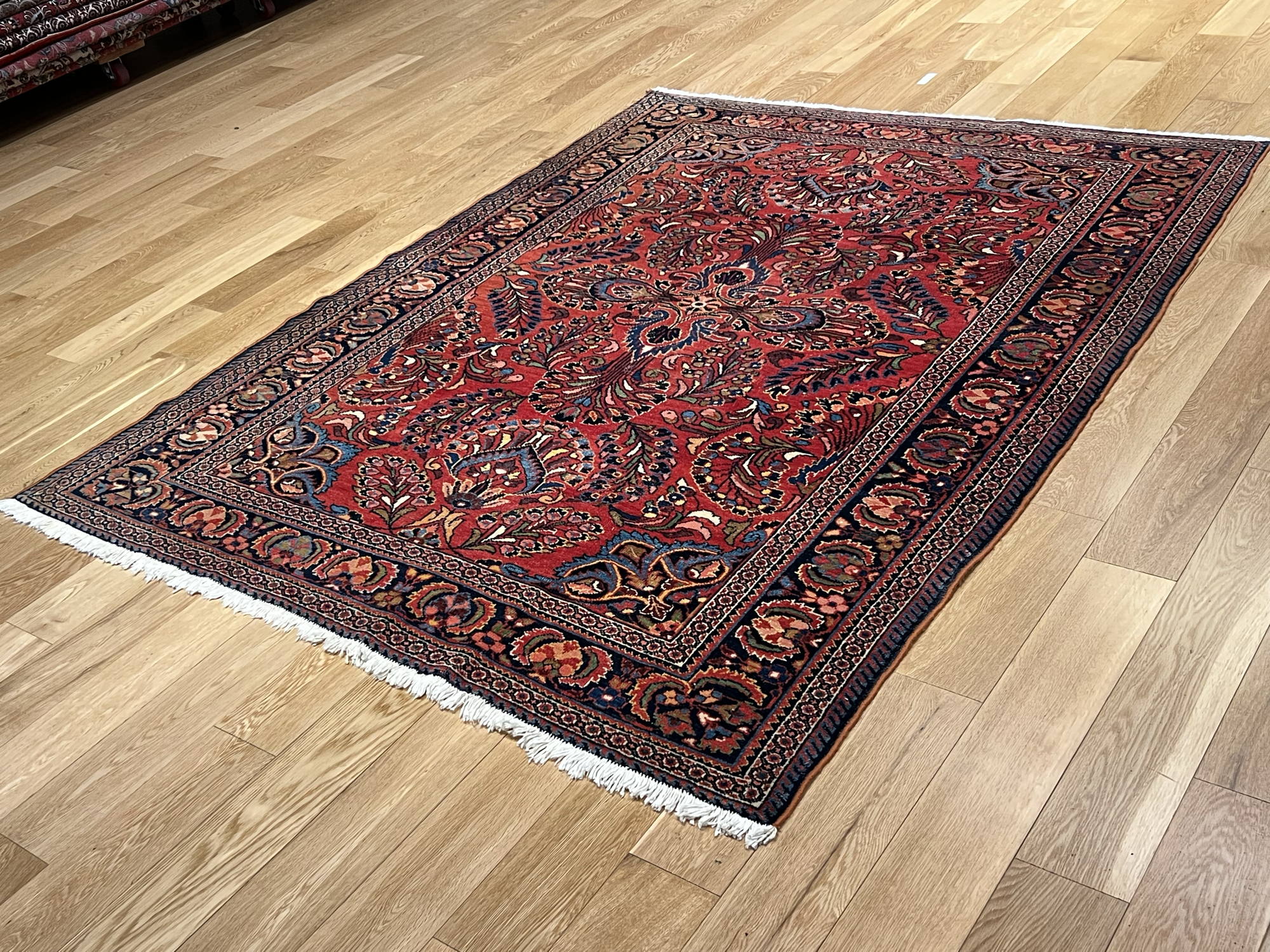Very Good Antique Persian Lilian - 5'2" x 6'5" - Image 5