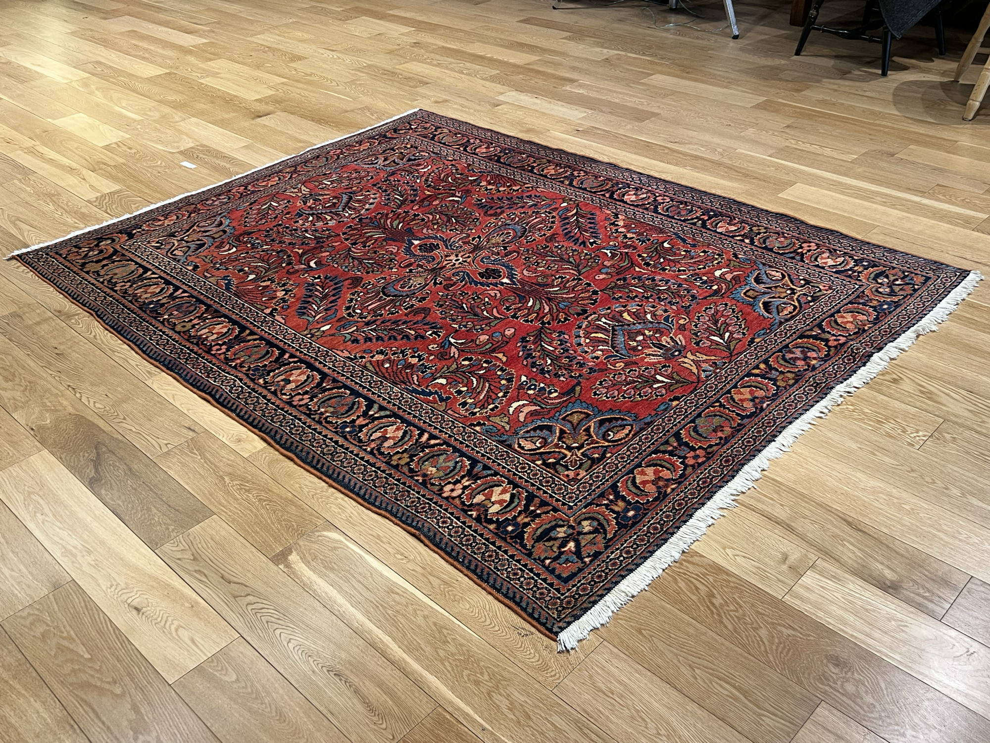 Very Good Antique Persian Lilian - 5'2" x 6'5" - Image 6
