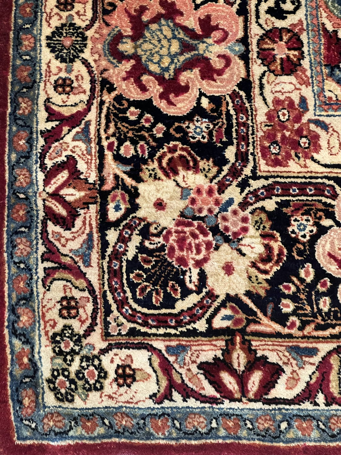 Very Good Antique Persian Sarouk - 8'9" x 11'7" - Image 7