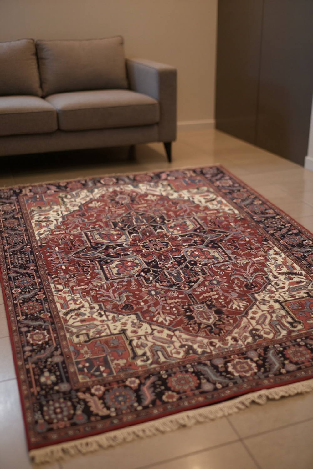 Very Good Antique Persian Heriz - 8'3" x 11'5" - Image 8