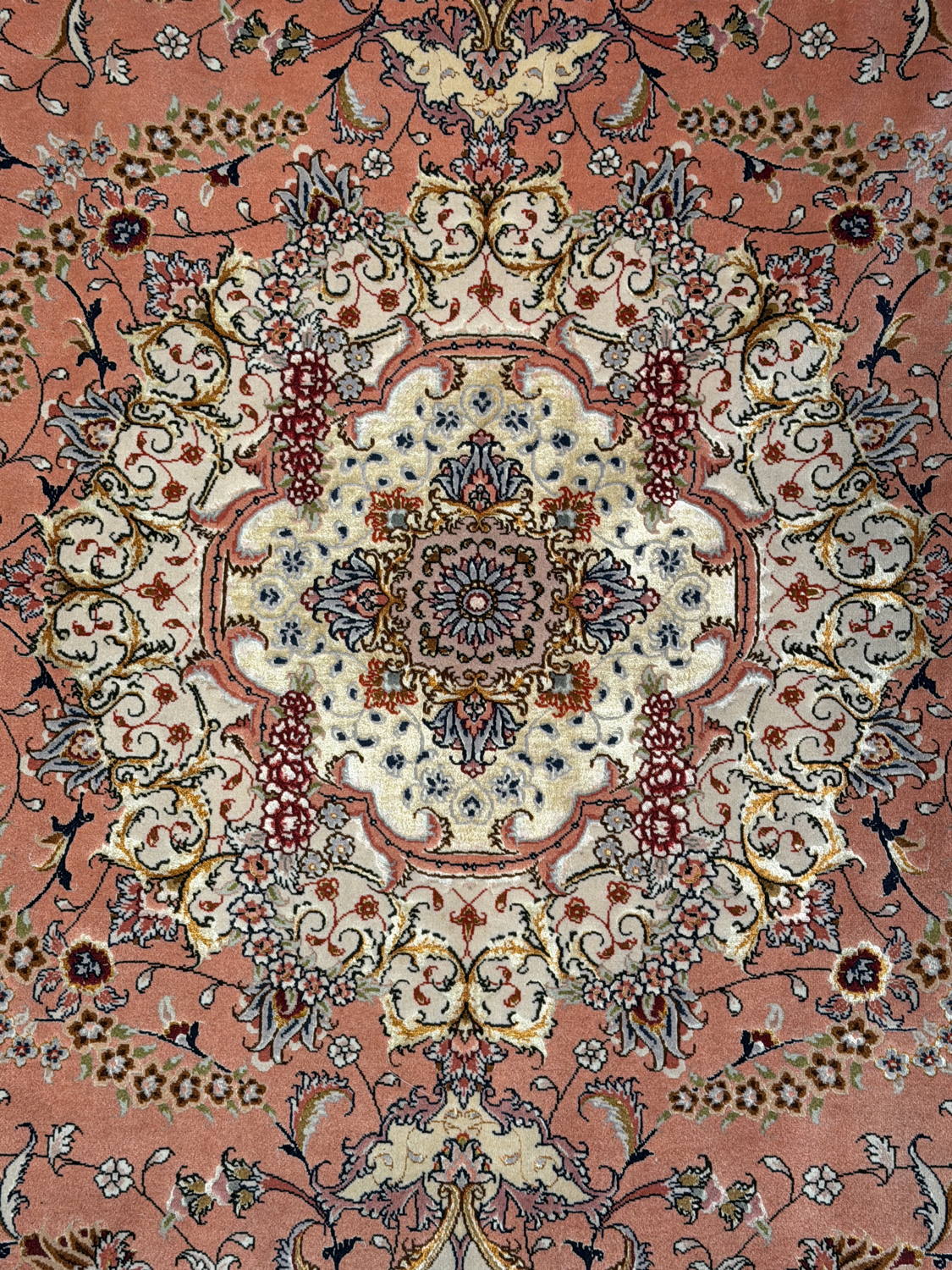 Very Fine Wool & Silk Persian Tabriz - 6'6" x 10'0" - Image 4